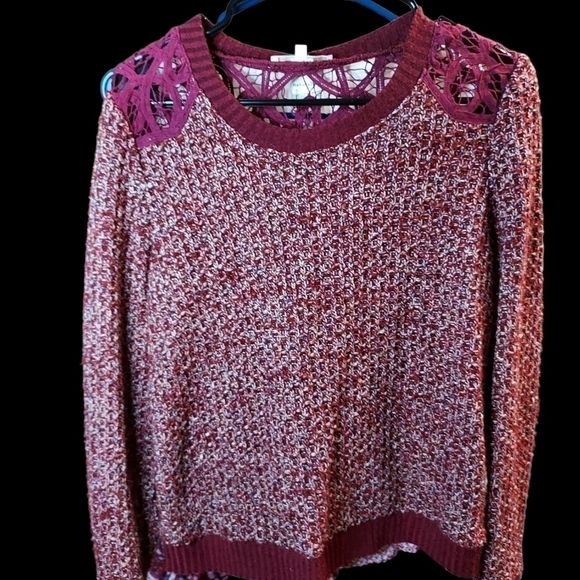 Miss Me small crochet shoulder dark red(wine) sweater - Picture 12 of 16